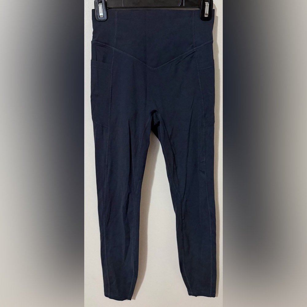 Halara High Waisted Leggings with Pockets Size Small 7/8 Length NWT